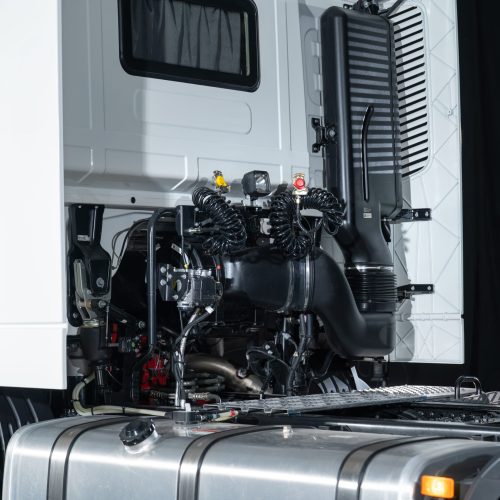 TREN MOTRIZ AUMAN _ GALERIA 1